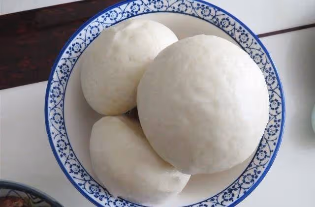 3口之家的4菜1湯午餐，雖是家常菜，卻營養又好吃，女兒夸香！