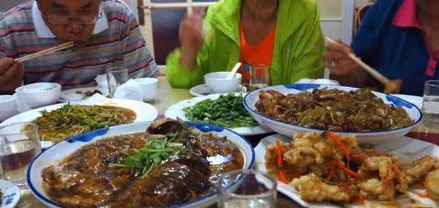 東北人過年餐桌上必不可少的幾道「硬菜」你最想吃哪個?