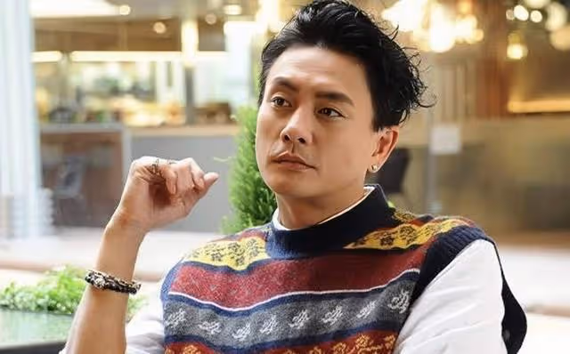 香港知名男星自曝是單身，不著急結婚，怕傳緋聞不敢亂認識異性