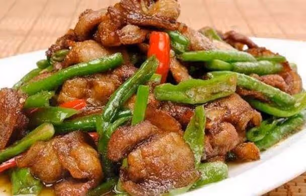 家常菜：腰果蝦仁，醋熘苜蓿牛肉，韭香五花，農家小炒肉