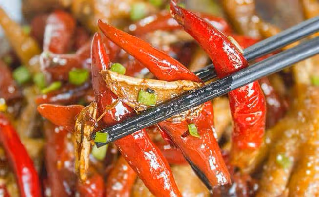 如果湖南人說菜「一點都不辣」，你可千萬別當真，要不然的話……