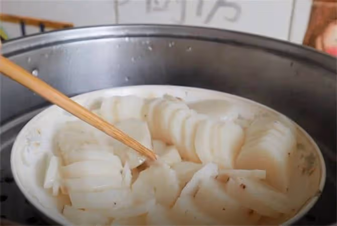 山藥這樣做超好吃，甜糯綿軟，營養不流失，再挑食的孩子也愛吃