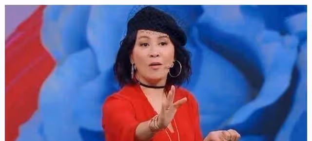 記者問張柏芝：想不想與謝霆鋒復婚？張柏芝的回答，太令人稱讚！