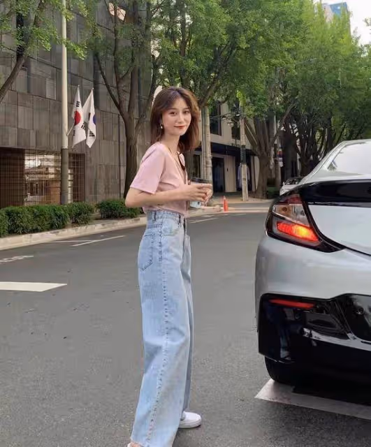 二十歲的女生成熟穿搭小技巧，輕鬆擺脫學生氣息，成熟知性成女神