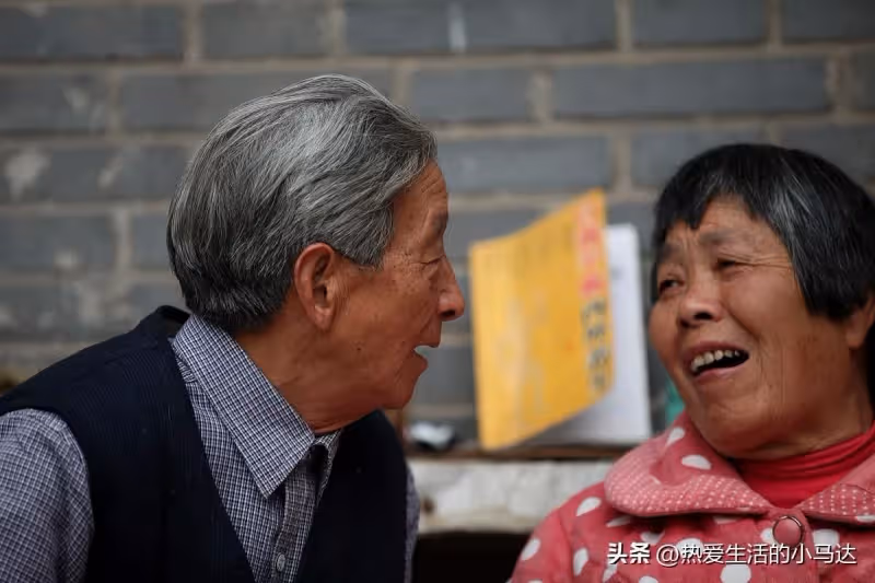 想和兒子住!我65歲「存款310萬」兩個兒子事業有成 可晚年卻活得不幸福!