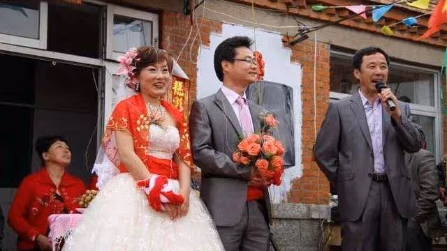 我娶了個啞巴被全村人嘲笑,老婆給我一封信,我一夜之間變富翁!