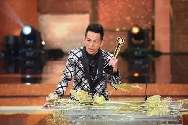 身價50億駙馬爺!男星「甘當27年綠葉」最謝豪門妻不離棄 婚後低調「夫妻專買打折商品」五口平淡生活