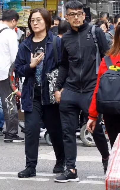 身價50億駙馬爺!男星「甘當27年綠葉」最謝豪門妻不離棄 婚後低調「夫妻專買打折商品」五口平淡生活