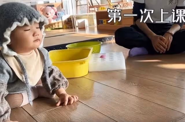 李亞鵬有多偏心？供王菲女兒上國外貴族學校，給海哈女兒少花錢