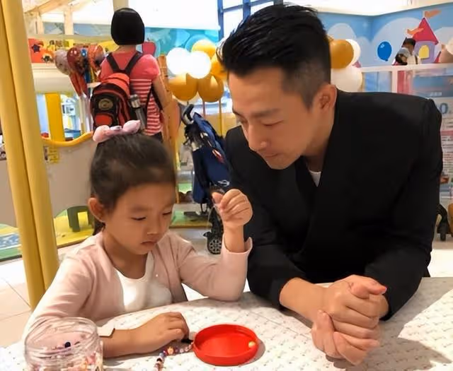 網傳汪希玥遭全家孤立,小S不讓孩子與其玩 ?大S視若無睹