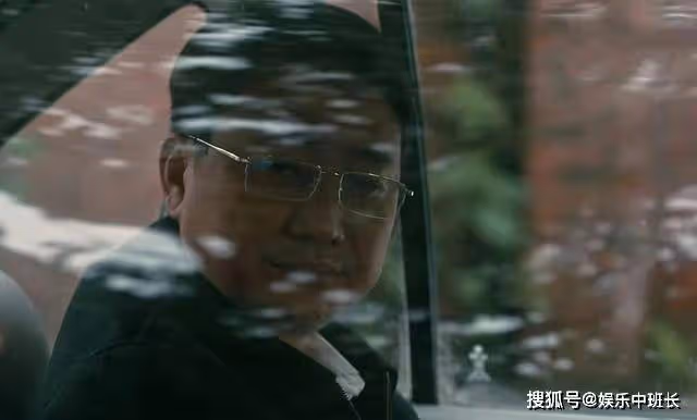 《他是誰》聶寶華都要讓他三分,趙世傑的來頭到底有多大?