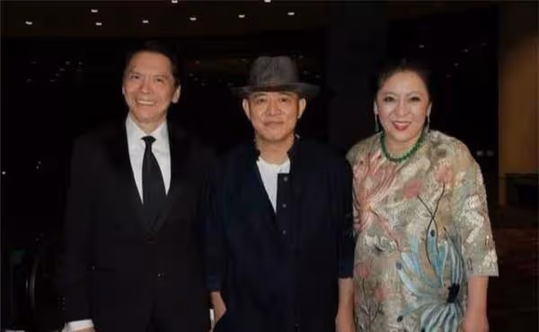 向太：我們跟這麼多人都好，怎麼就遇到周星馳和小林青霞兩個白眼狼