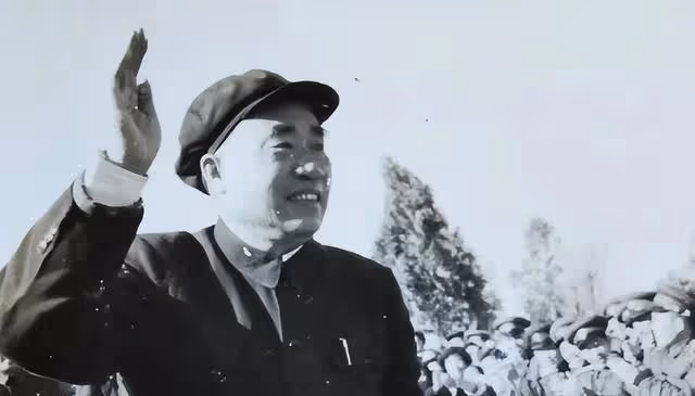 朱德逝世七個月後,康克清向汪東興彙報三件事,背後含義令人動容