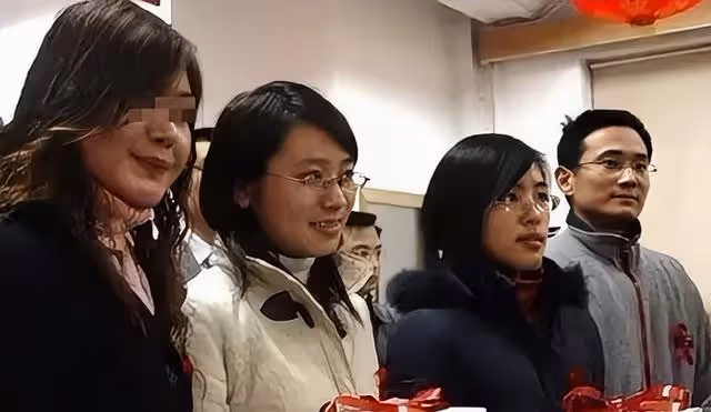 04年,22歲少女朱力亞,被男友傳染愛滋,死前舉動令人刮目相看