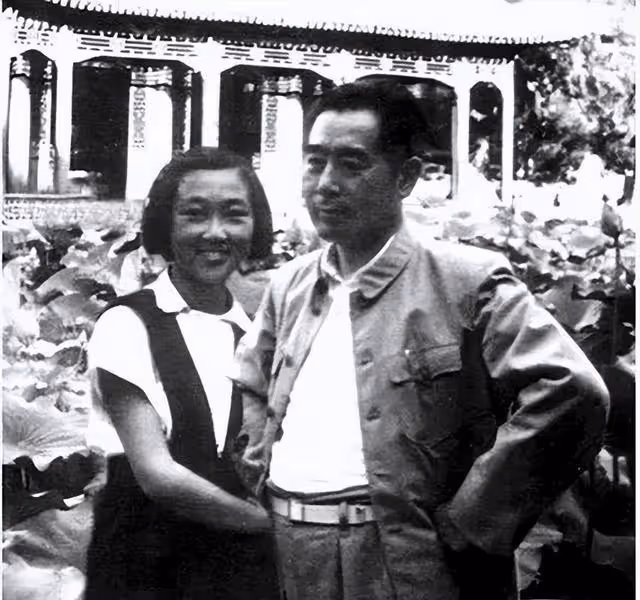 84年周總理三弟去西花廳,鄧穎超感慨:今天,我倒要說說我的委屈