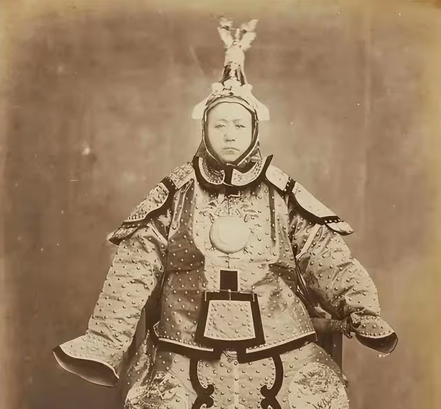 清朝女子模仿花木蘭從軍，沒想到後來懷孕了，結局悲慘不配被同情