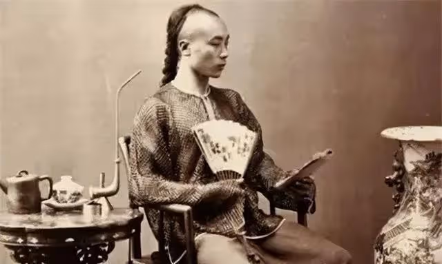 清朝女子模仿花木蘭從軍，沒想到後來懷孕了，結局悲慘不配被同情
