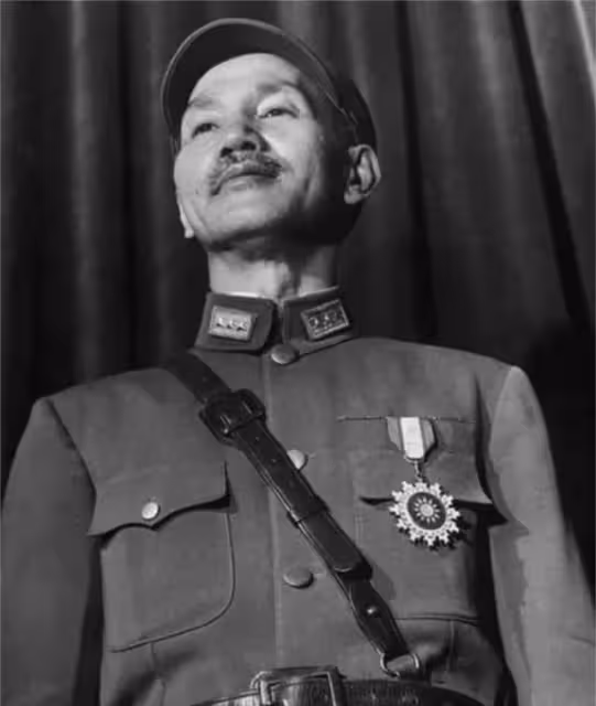1949年蔣介石退守台灣,到底帶走了多少軍隊?說出來讓人難以接受
