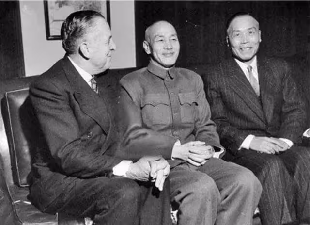 1949年蔣介石退守台灣,到底帶走了多少軍隊?說出來讓人難以接受