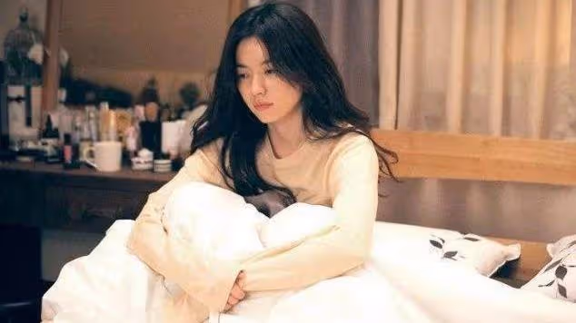 「我回家給婆婆祝壽,忘拿手機返回婆婆家,我卻結束了十年婚姻」