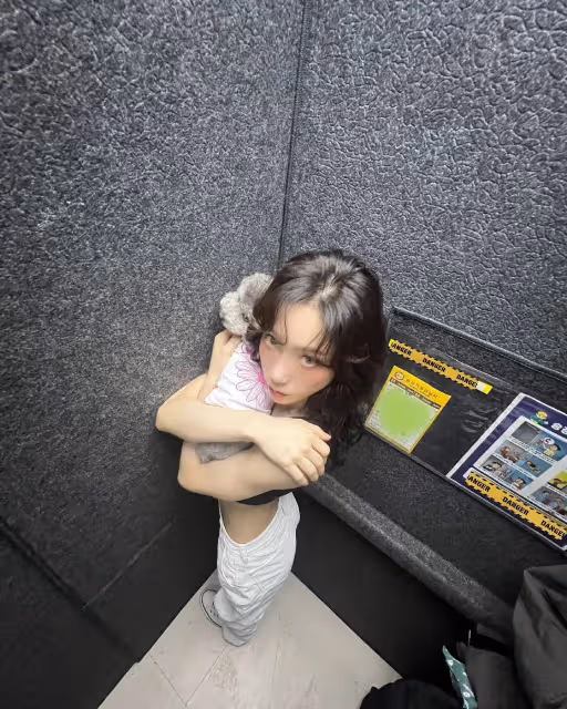 34歲泰妍《驚六》美貌引熱議,曬出日常照給人「骨瘦如柴」感覺?