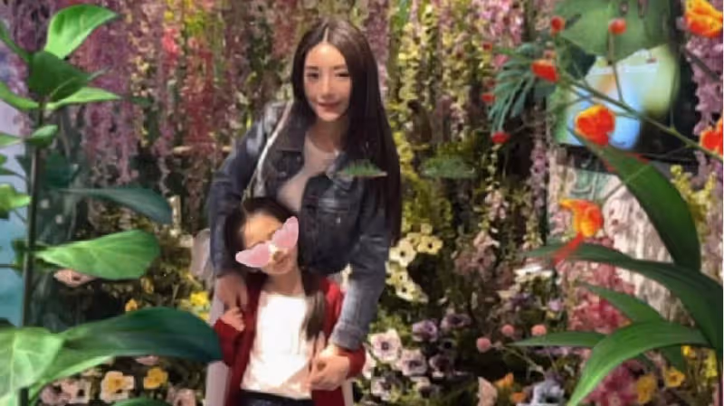 郭富城老婆曬大女兒近照，C寶長高不少，可愛漂亮和媽媽長超像