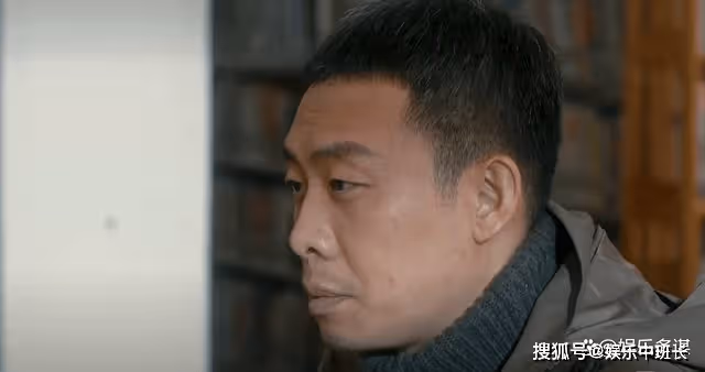 《他是誰》聶小雨霸氣歸來，身旁未婚夫令人震驚，衛國平悔不當初