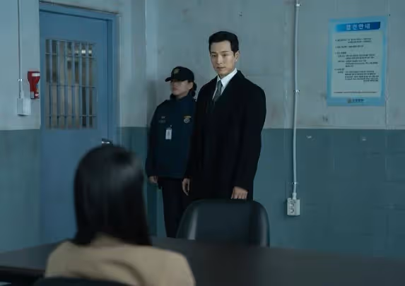 內娛博主問:如果中國翻拍《黑暗榮耀》該由誰來演呢?【趙麗穎、王鶴棣、朱一龍上榜】評論區狂罵不像話!