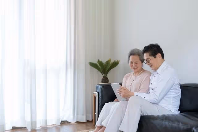 68歲阿姨:兒子結婚前，讓準兒媳做三個選擇使我過上幸福老年生活