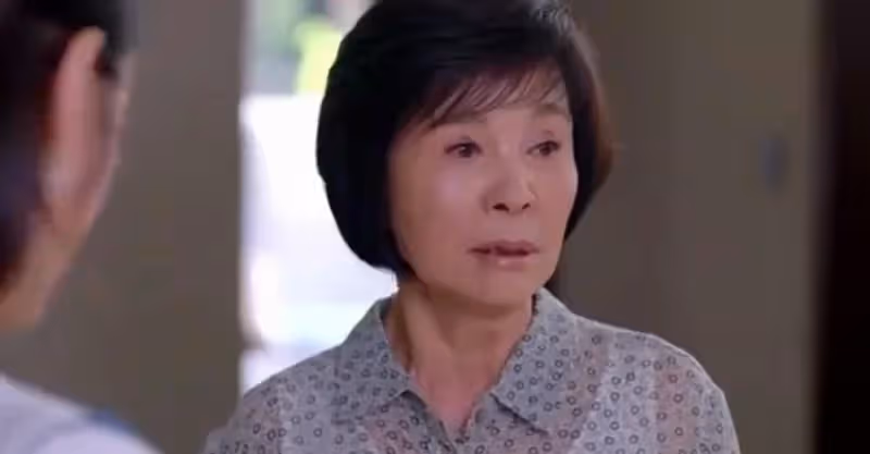 大媽嫉妒兒子給丈母娘養老也去兒子家住，才兩個月就跑:不嫉妒了