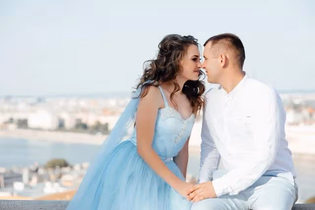 你弟結婚,你才送三千?你作為姐姐,得送三萬 女兒:嫌少,就還給我