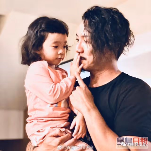 林峯連唱3首經典劇集歌！台上播激吻佘詩曼徐子珊片引全場尖叫