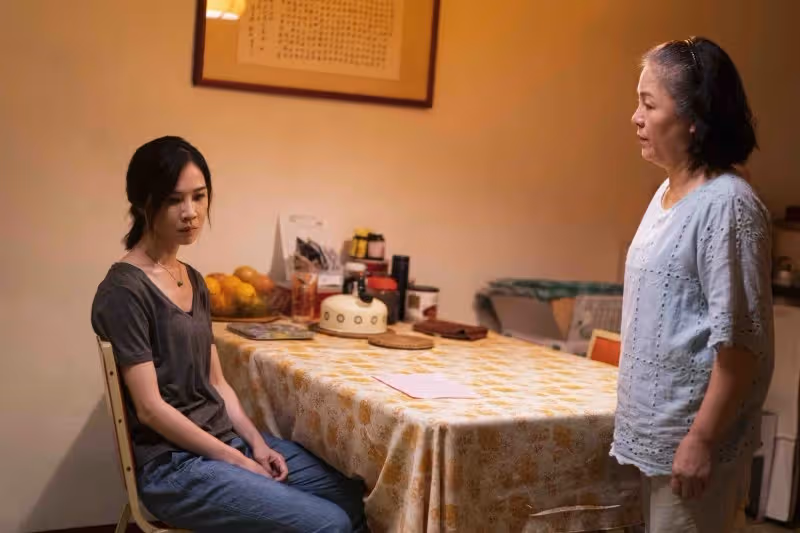 被母逼到憂鬱症！資優生2度休學「崩潰慘成特教生」　住院吃藥「23歲重考上北一女」逆轉人生　　　