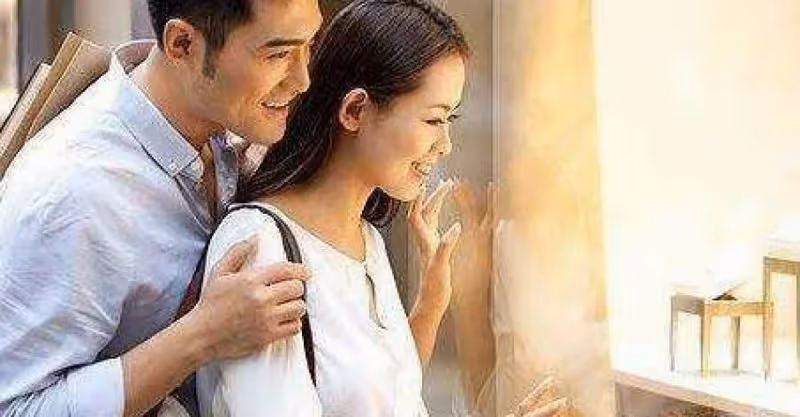前妻去世4年後我再婚！新婚當天看到「妻子的胎記」　我如夢初醒：不知道該怎麼辦？