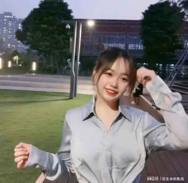 坑爺爺」女孩這回徹底慌了,發私信跪求網友,現又揭露重磅消息