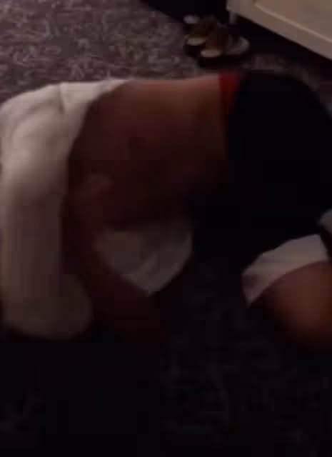 4瓜!張恆曝出軌視頻,畫面辣眼,頂流小花被扒需求旺盛劇組約炮成癮