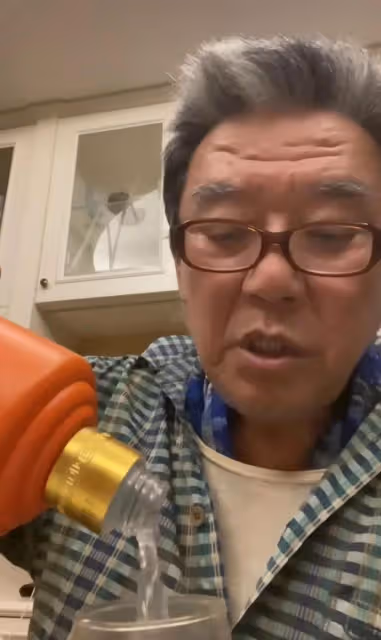 李立群:發視頻向網友求助,想回河南老家給大哥掃墓,可嫂子不讓