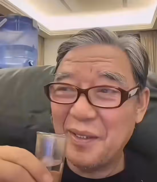 李立群:發視頻向網友求助,想回河南老家給大哥掃墓,可嫂子不讓
