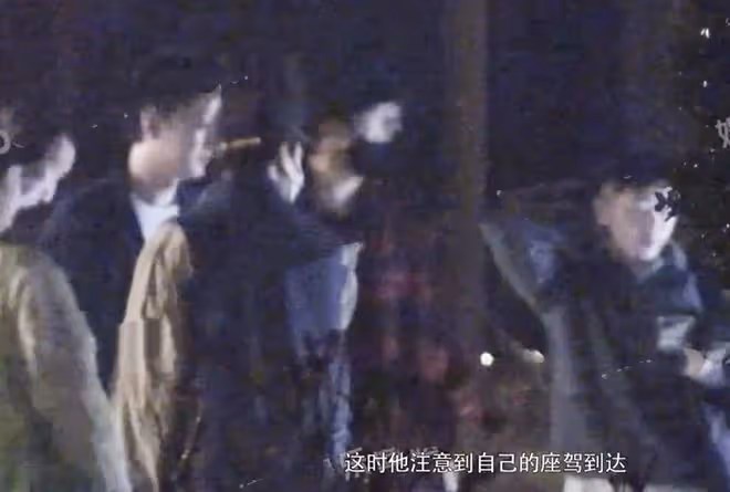劉昊然蘇小玎聚餐,兩人既是中戲校友,又都考編進入文工團成同事