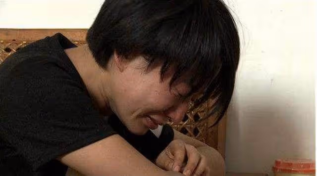 小姑子來我家做客，吃飯前婆婆的一番行為，讓我痛不欲生！