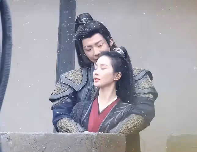 劉宇寧落淚承認離婚但沒孩子,狗仔放話還有猛料,多部劇恐遭波及