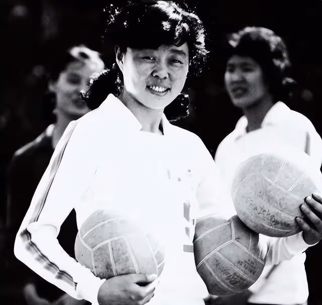 女排前隊長孫晉芳,曾與郎平發生衝突,67歲靠換血與血癌對抗10年