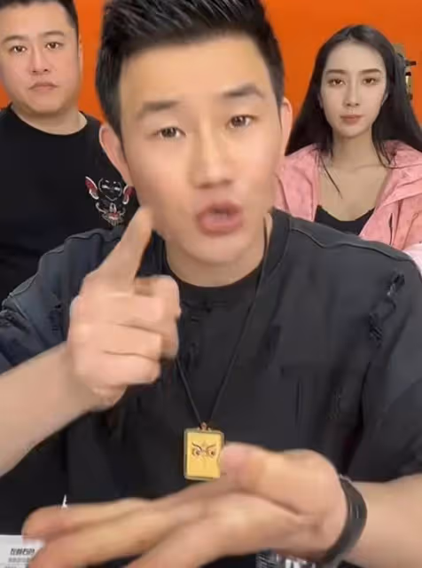 謝孟偉:直播賣的手錶網友反應生鏽,嘎子直播回應讓網友很不滿意