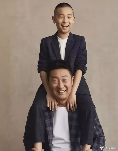 林永健兒子近照曝光,12歲大竣等比例長大,和爸爸長得一模一樣