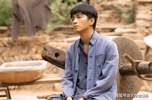 《人生之路》高加林的人生被偷走之後，才懂劇名的真正含義