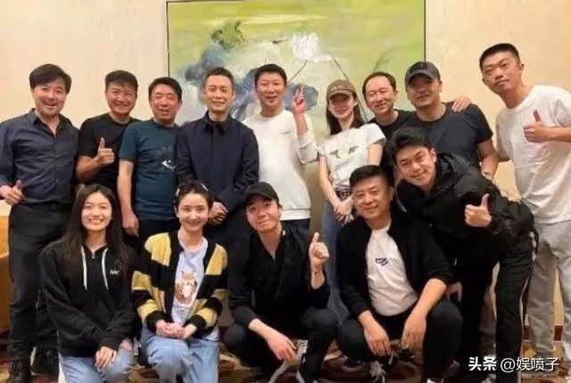 張譯參加《他是誰》的慶功宴,為何卻故意不參加《狂飆》的慶功宴