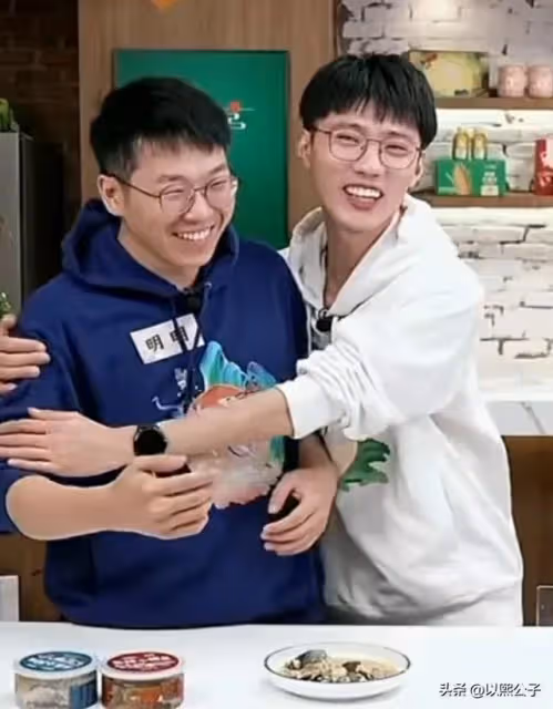 石明:很開心遇見你,希望再見的時候,陽光萬里。