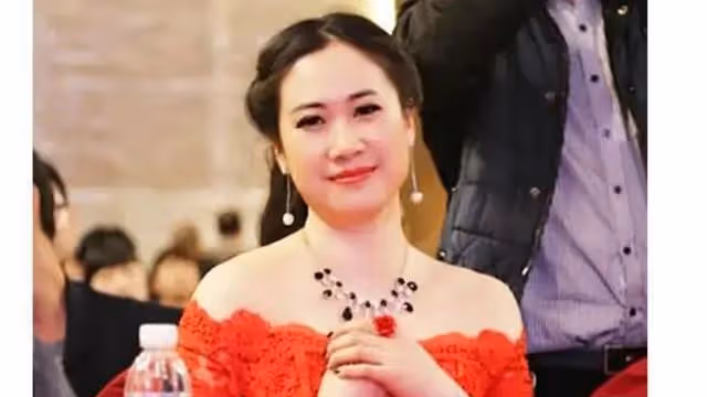 「芙蓉姐姐」消失18年後，現狀引人深思，她為啥活成了這樣？