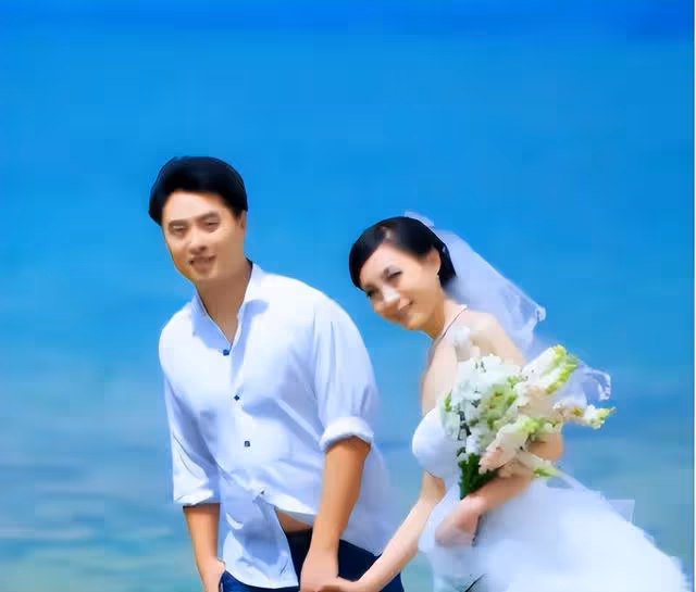 凍齡女神楊丹,與初戀隱婚生子,主持天氣預報25年卻並非央視員工
