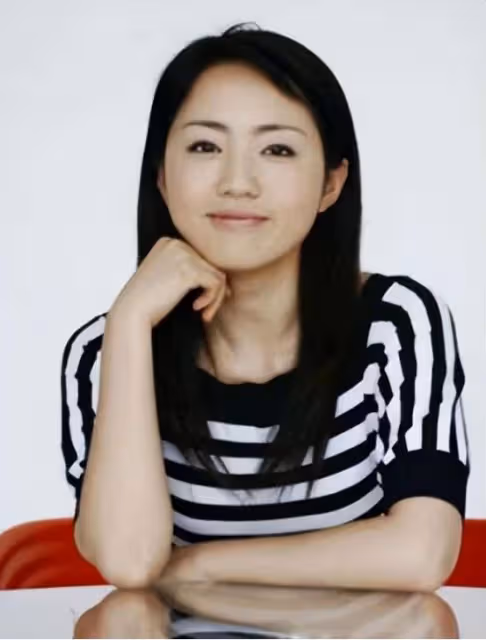 凍齡女神楊丹,與初戀隱婚生子,主持天氣預報25年卻並非央視員工